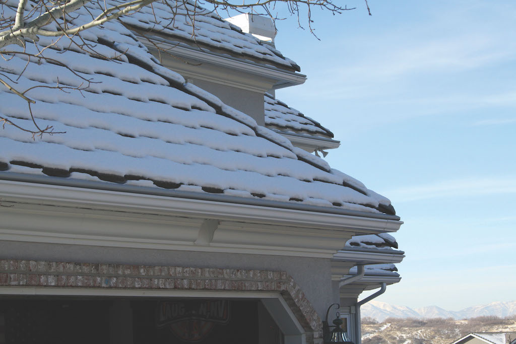 Why you need Helmet Heat for your gutters in Ann Arbor, MI
